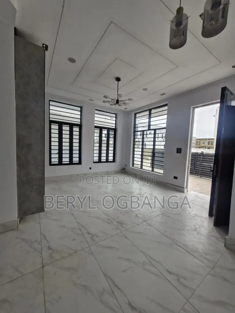 4bdrm Duplex in Ado / Ajah for sale in Ado / Ajah