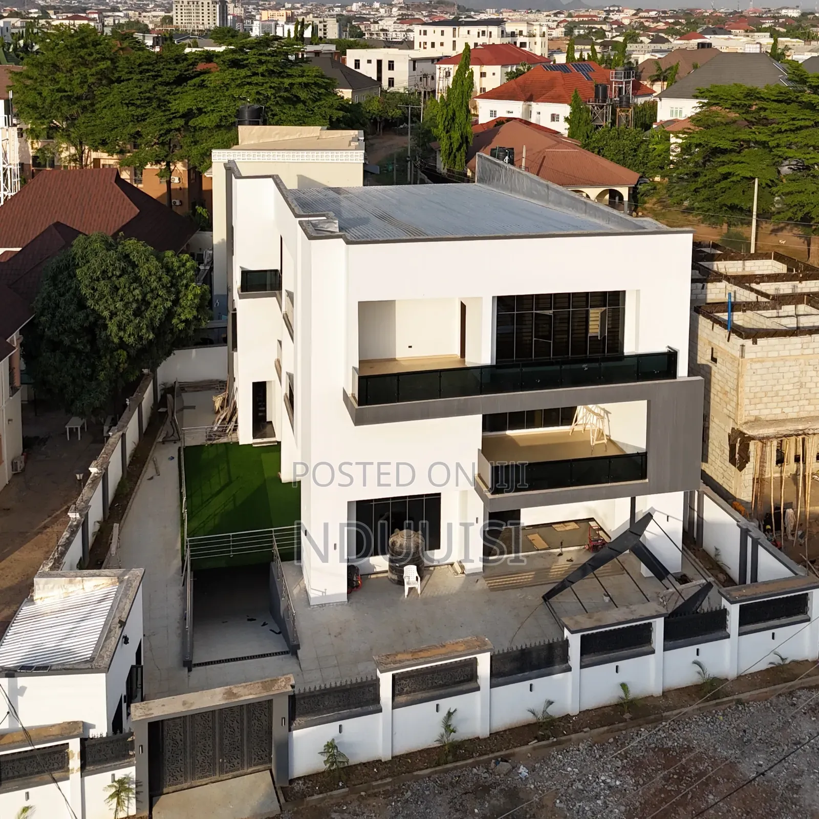 6bdrm Duplex in Kado for sale in Kado