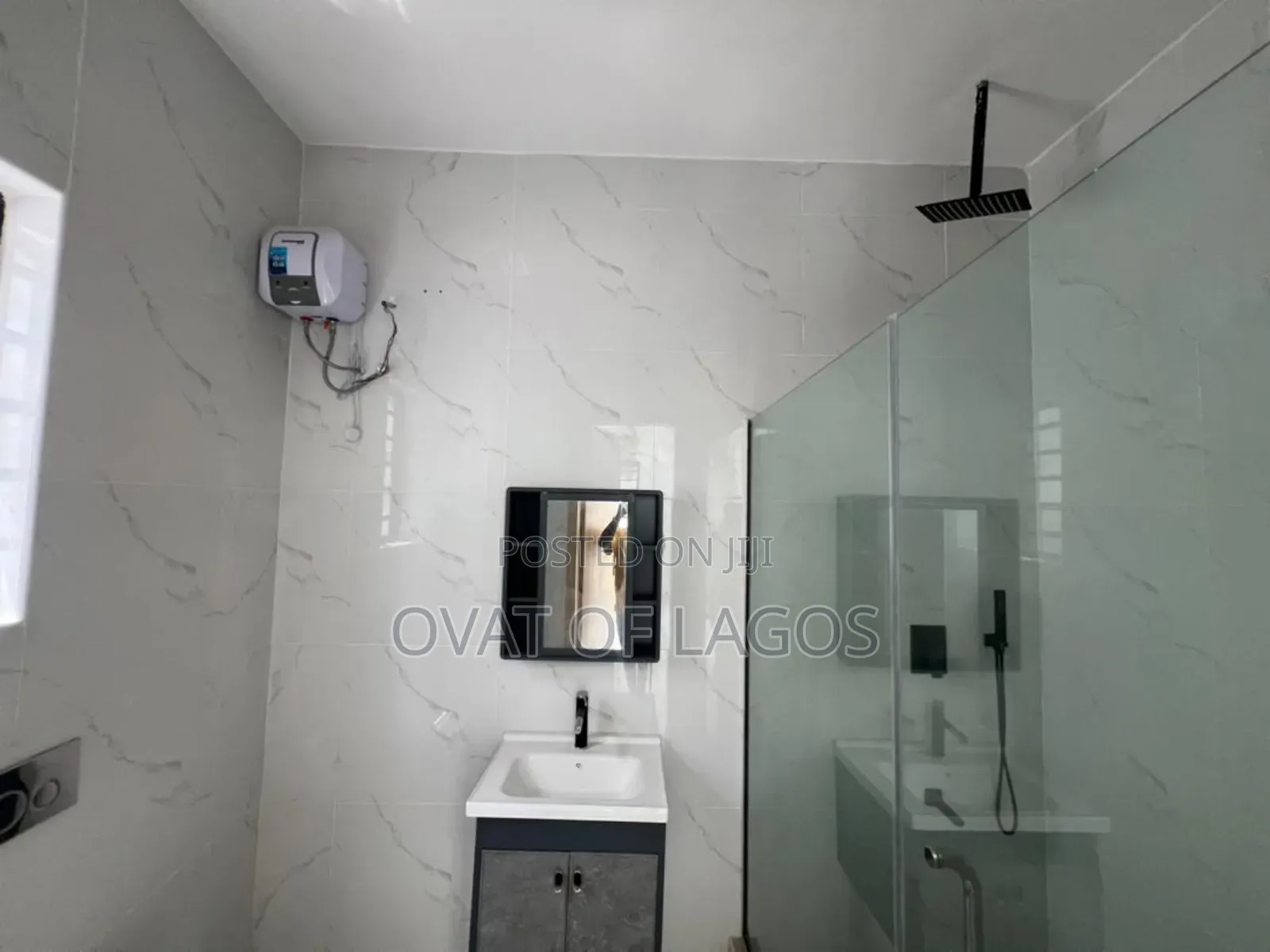 4bdrm Duplex in Ikota for sale in Ikota