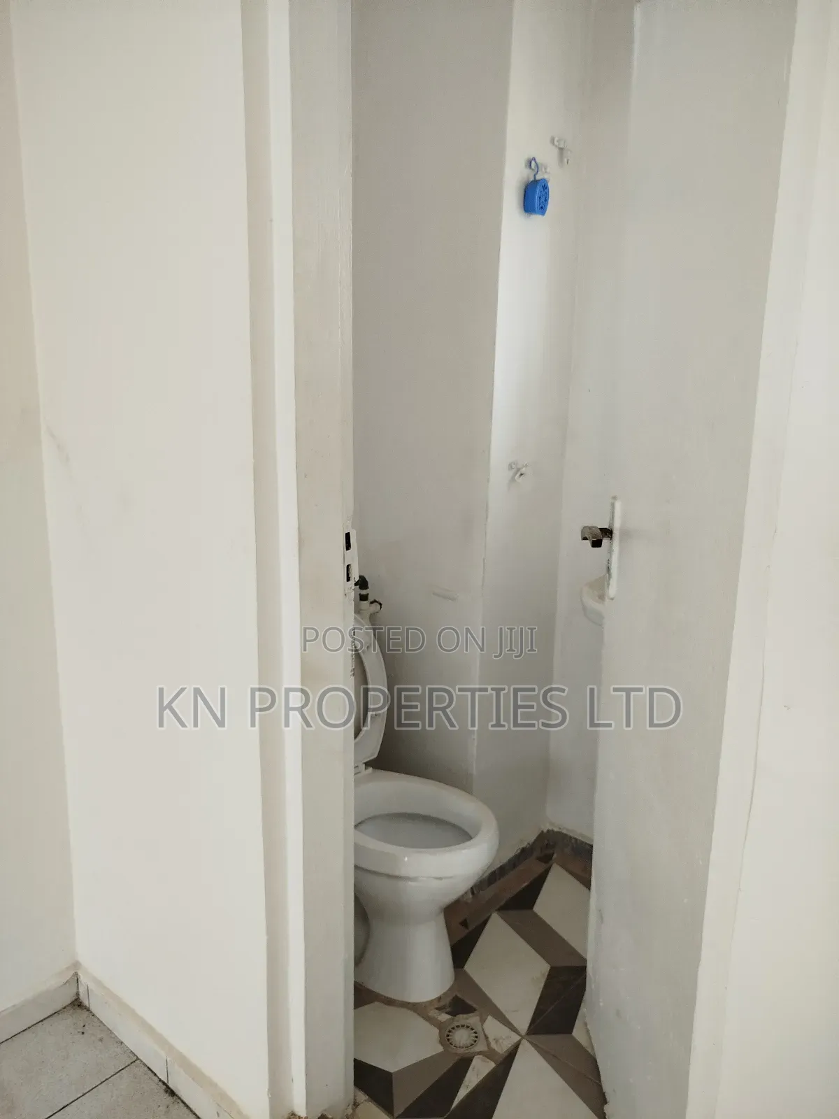 For Rent  23 SQMTRS of Office/ Shop Space in Wuse 2