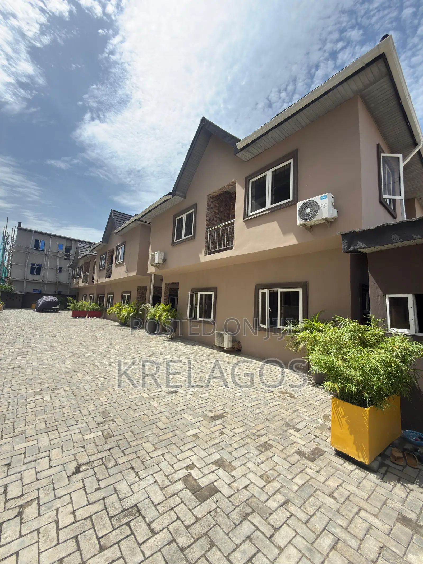 4bdrm Duplex in Ikate for rent in Ikate