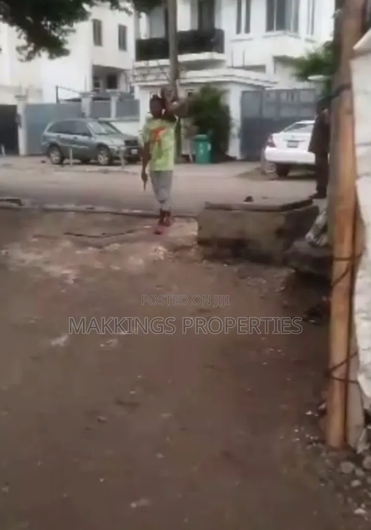 A Plot of Land for Sale in Igbo-Efon (645sqm) in Ikota