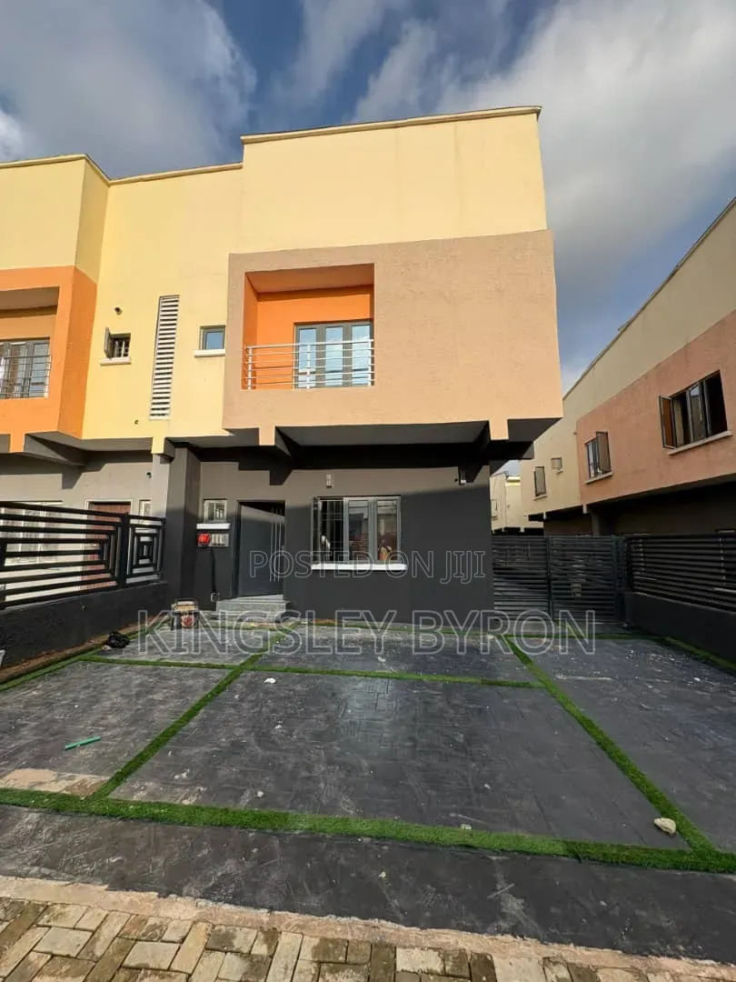 Furnished 4bdrm Duplex in Life Camp for sale in Life Camp