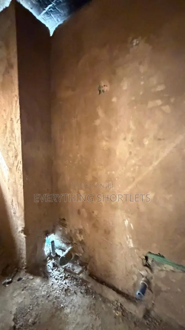 2bdrm Apartment in Kaura for sale in Kaura