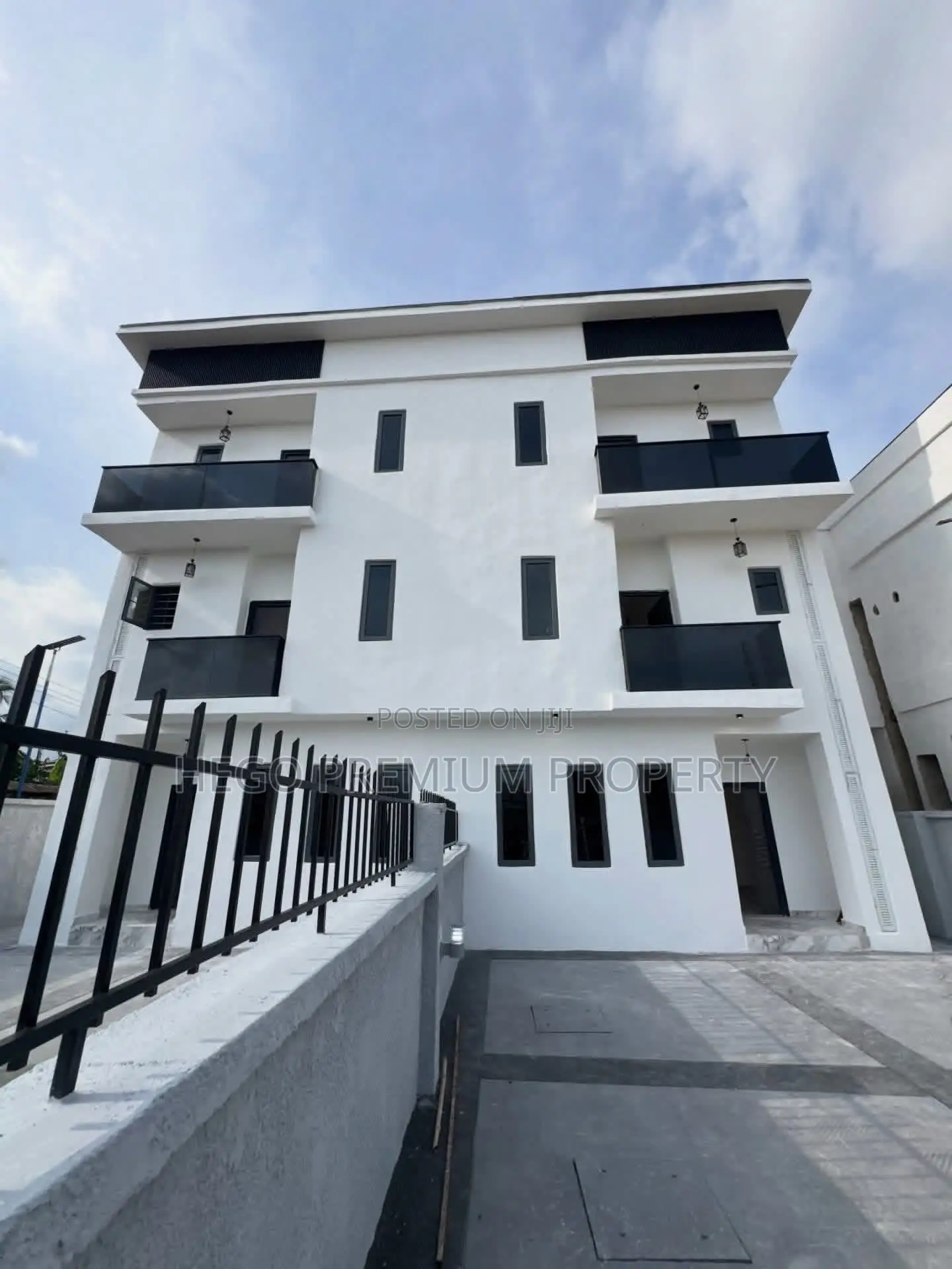 4bdrm Duplex in Woji Estate for sale in Woji