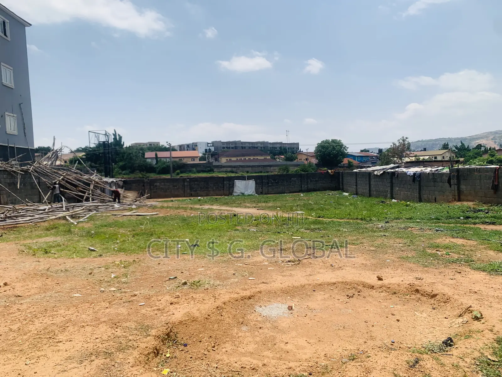 A Land for Sale in Jahi Gilmor. Tared Road in Jahi