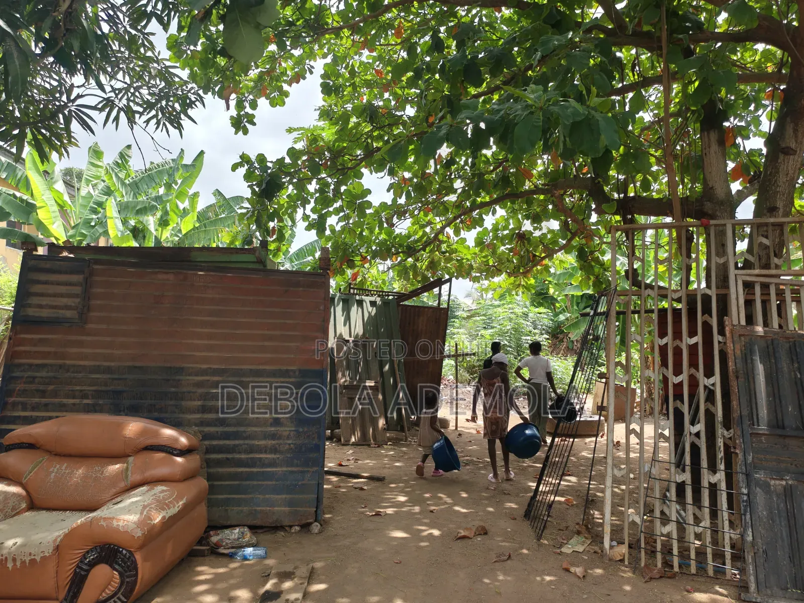 A Plot of Land Measuring 631.89 Sq.M in Akesan
