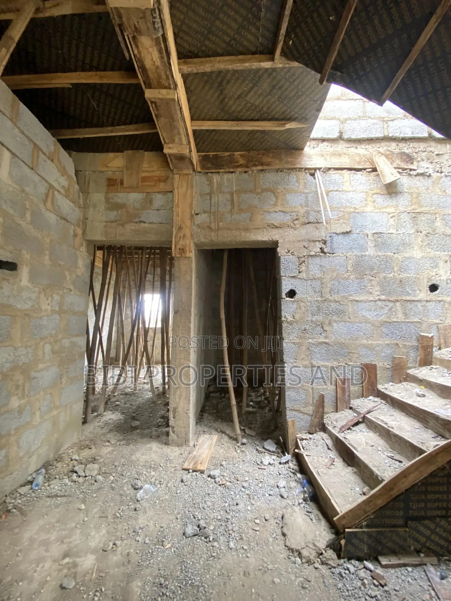 4bdrm Townhouse/Terrace in Life Camp for sale in Life Camp