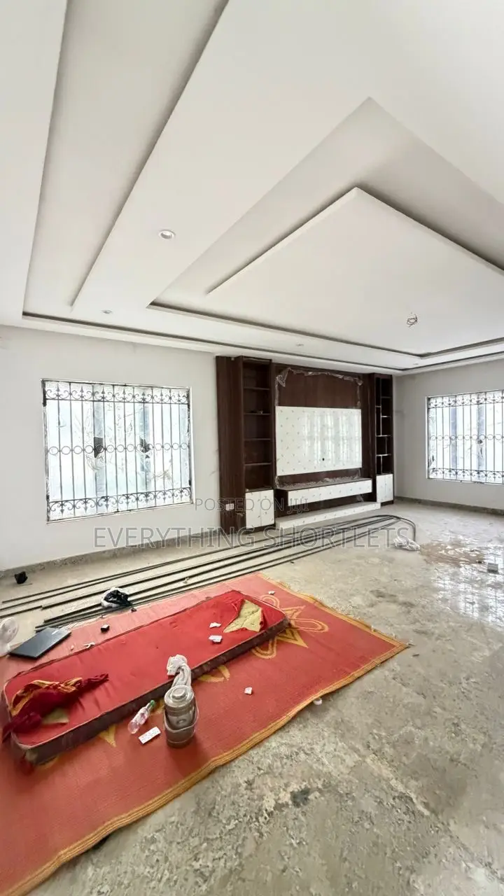 6bdrm Duplex in Guzape District for sale in Guzape District