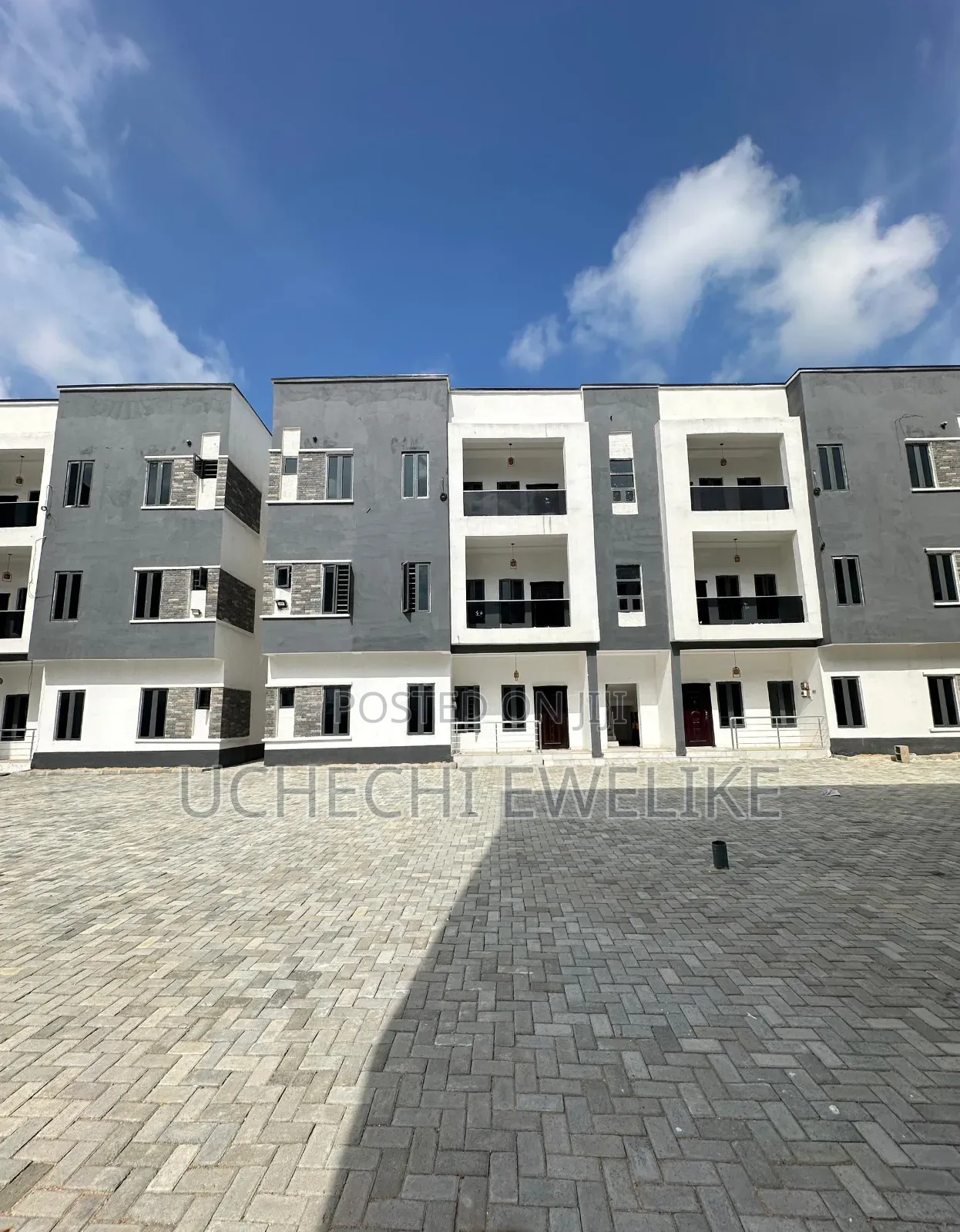 3bdrm Apartment in Ilaje / Lekki for sale in Ilaje / Lekki