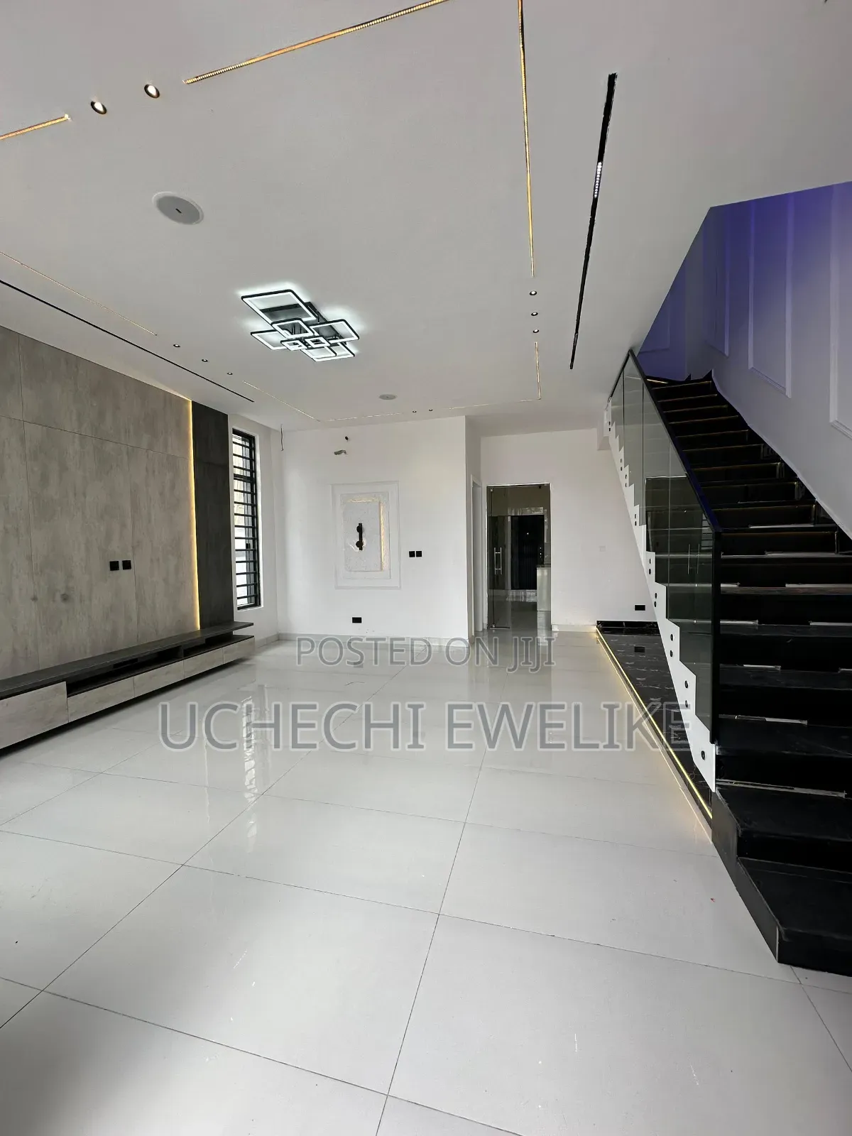4bdrm Duplex in Ikota for sale in Ikota