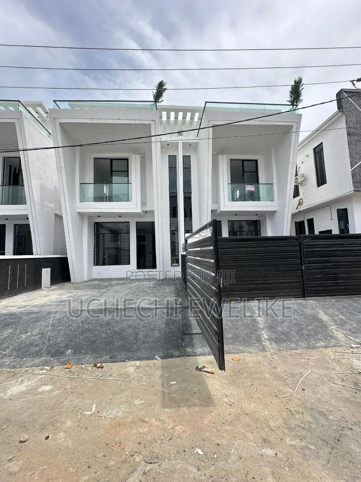4bdrm Duplex in Ikota for sale in Ikota