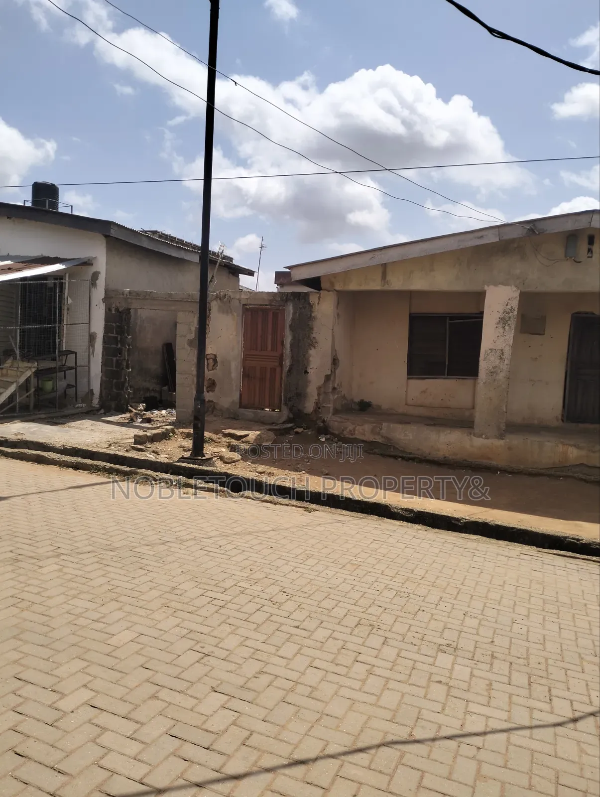 2bdrm Bungalow in Abesan Ipaja Lagos for sale in Abesan