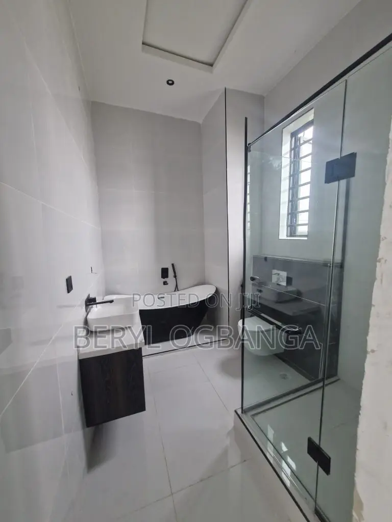 4bdrm Duplex in Ado / Ajah for sale in Ado / Ajah