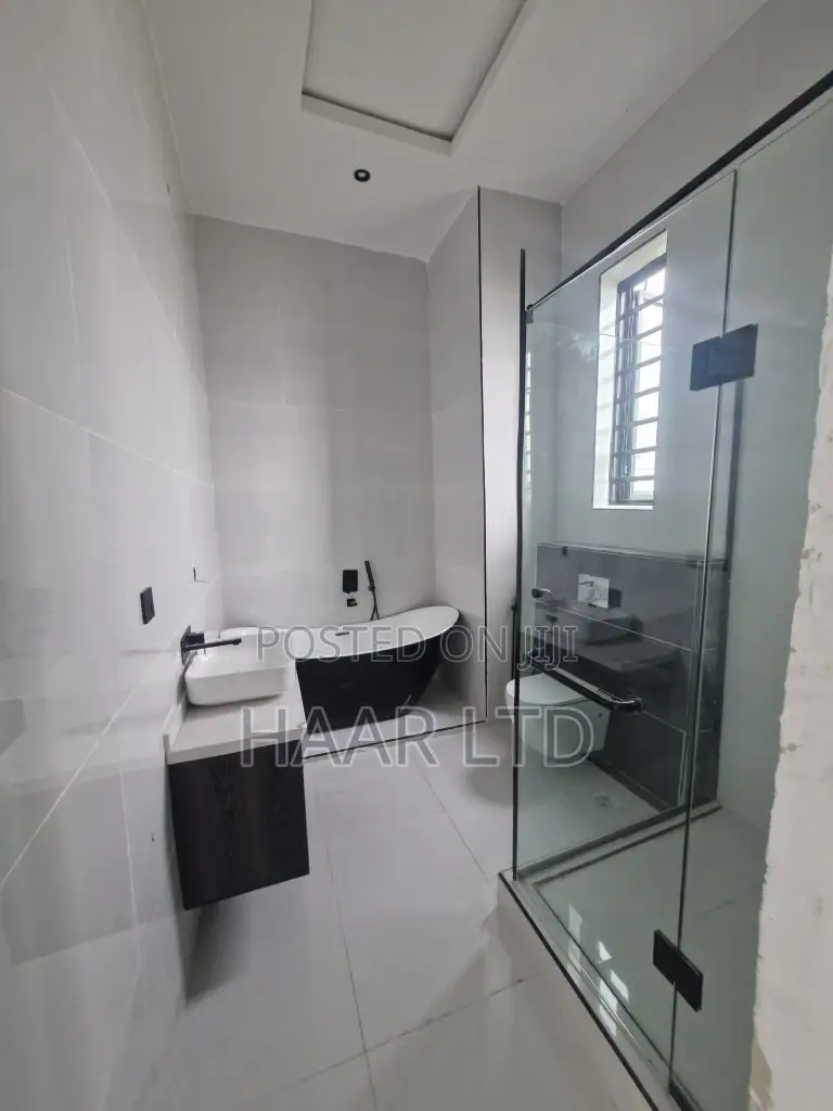 4bdrm Duplex in Ado / Ajah for sale in Ado / Ajah