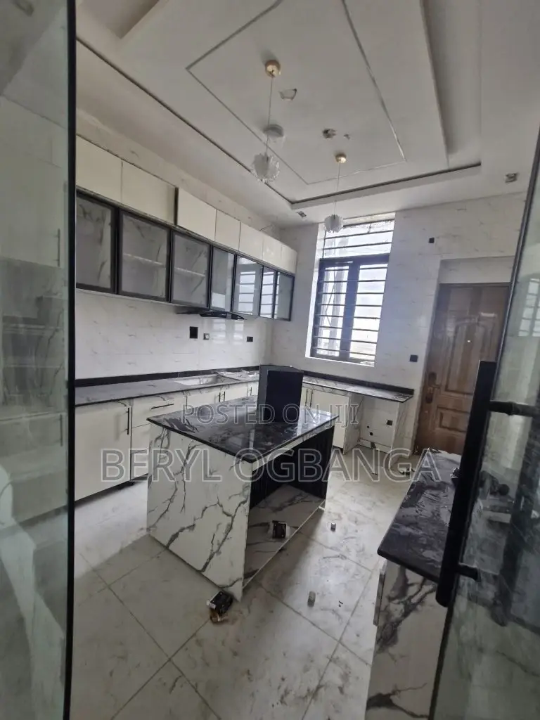 4bdrm Duplex in Ado / Ajah for sale in Ado / Ajah