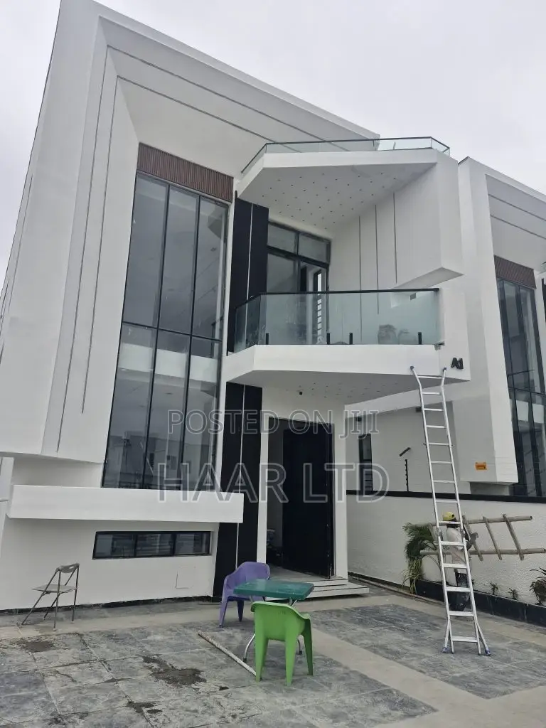 5bdrm Duplex in Ado / Ajah for sale in Ado / Ajah