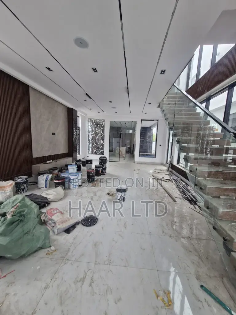5bdrm Duplex in Ado / Ajah for sale in Ado / Ajah