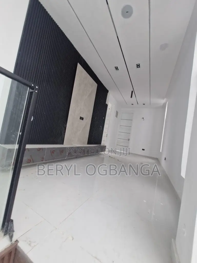 5bdrm Duplex in Ado / Ajah for sale in Ado / Ajah