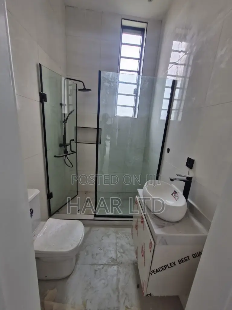 5bdrm Duplex in Ado / Ajah for sale in Ado / Ajah
