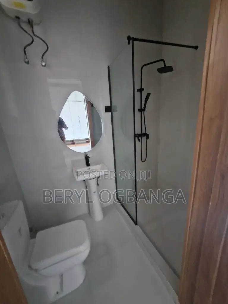 5bdrm Duplex in Ado / Ajah for sale in Ado / Ajah
