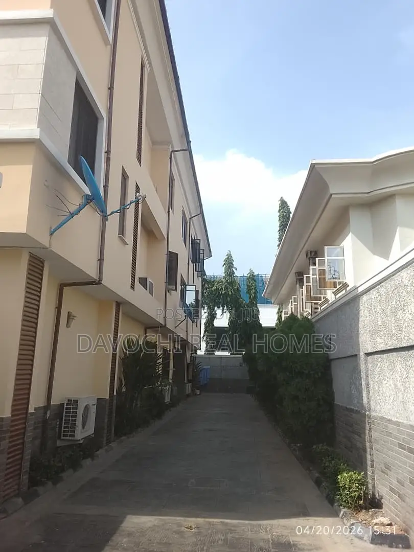 2bdrm Block of Flats in Banana for rent in Banana Island