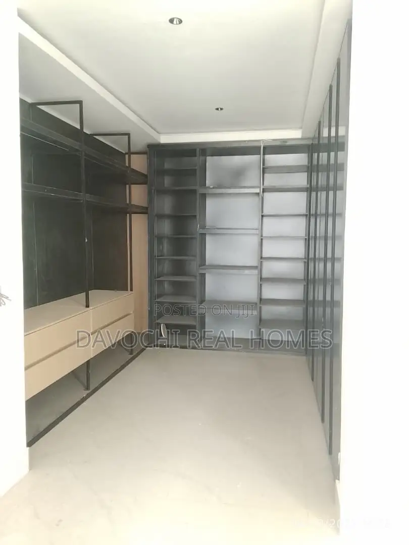 4bdrm Duplex in Banana Island for rent in Banana Island