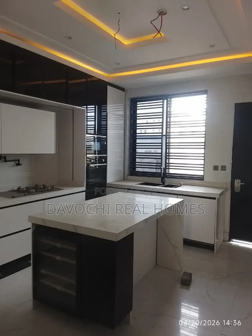 4bdrm Duplex in Banana Island for rent in Banana Island