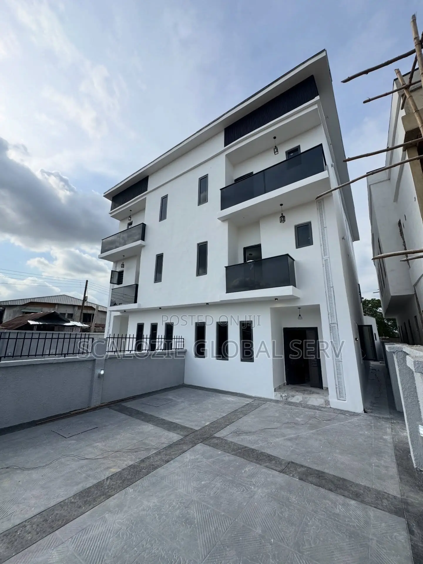 4bdrm Duplex in Woji Port Harcourt for sale in Port-Harcourt
