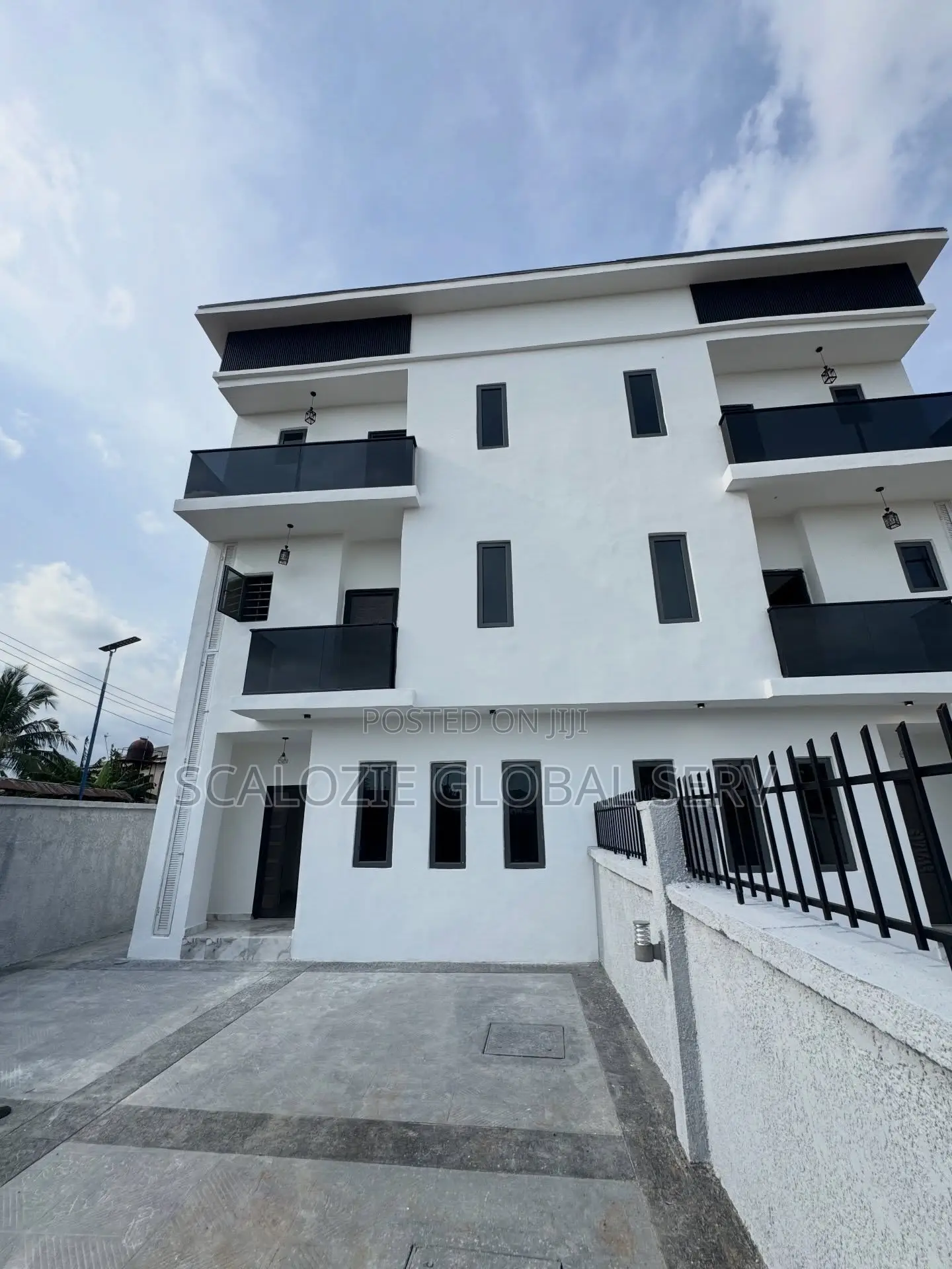 4bdrm Duplex in Woji Port Harcourt for sale in Port-Harcourt