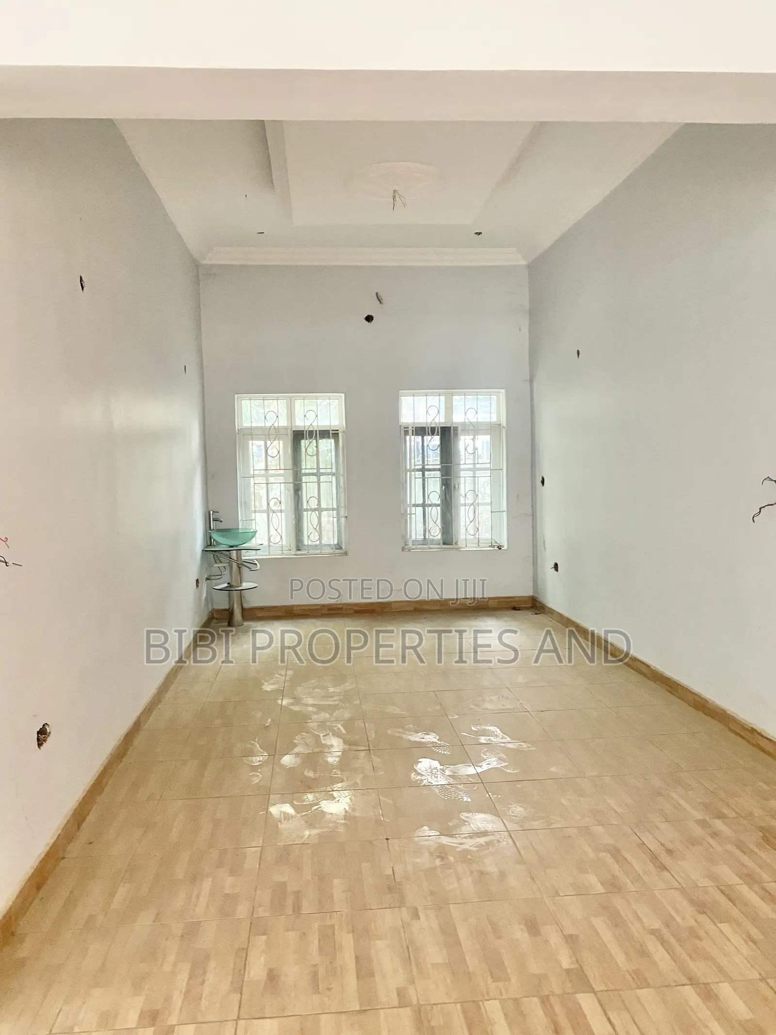 5bdrm Duplex in Wuye for sale in Wuye