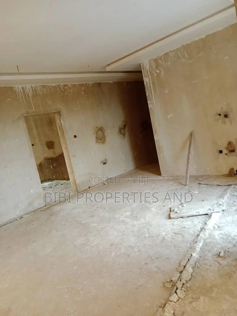 4bdrm Duplex in Gwarinpa for sale in Gwarinpa