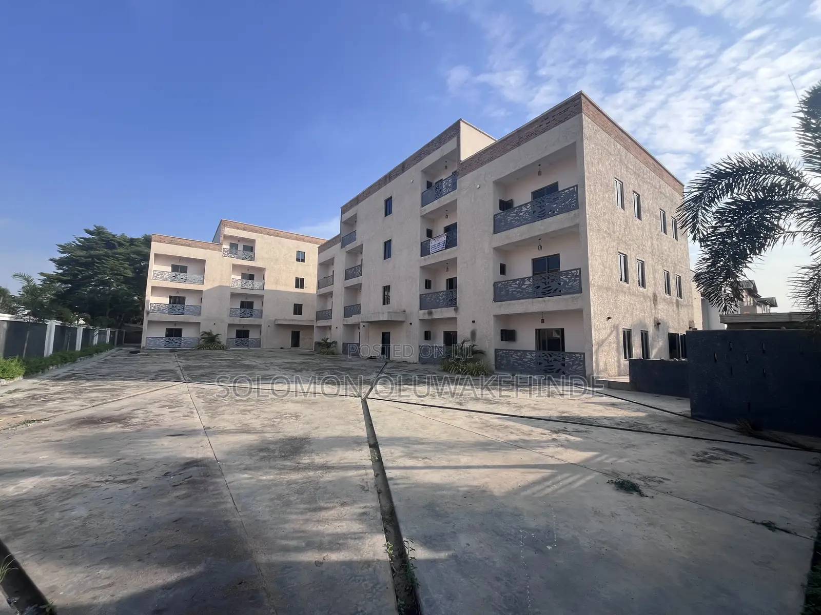 3bdrm Block of Flats in Ikeja Gra for sale in Ikeja GRA