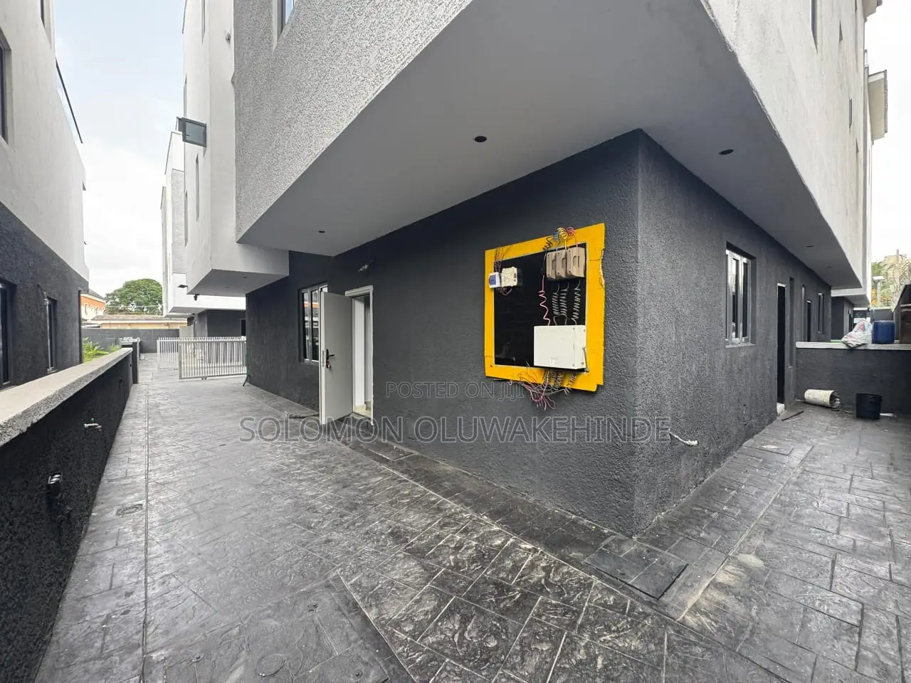 4bdrm Duplex in Adeniyi Jones, Ikeja for sale in Adeniyi Jones
