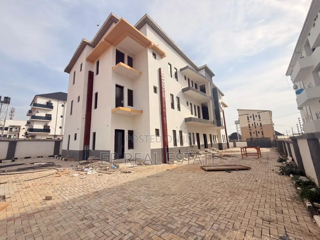 3bdrm Apartment in Wuye for sale in Wuye