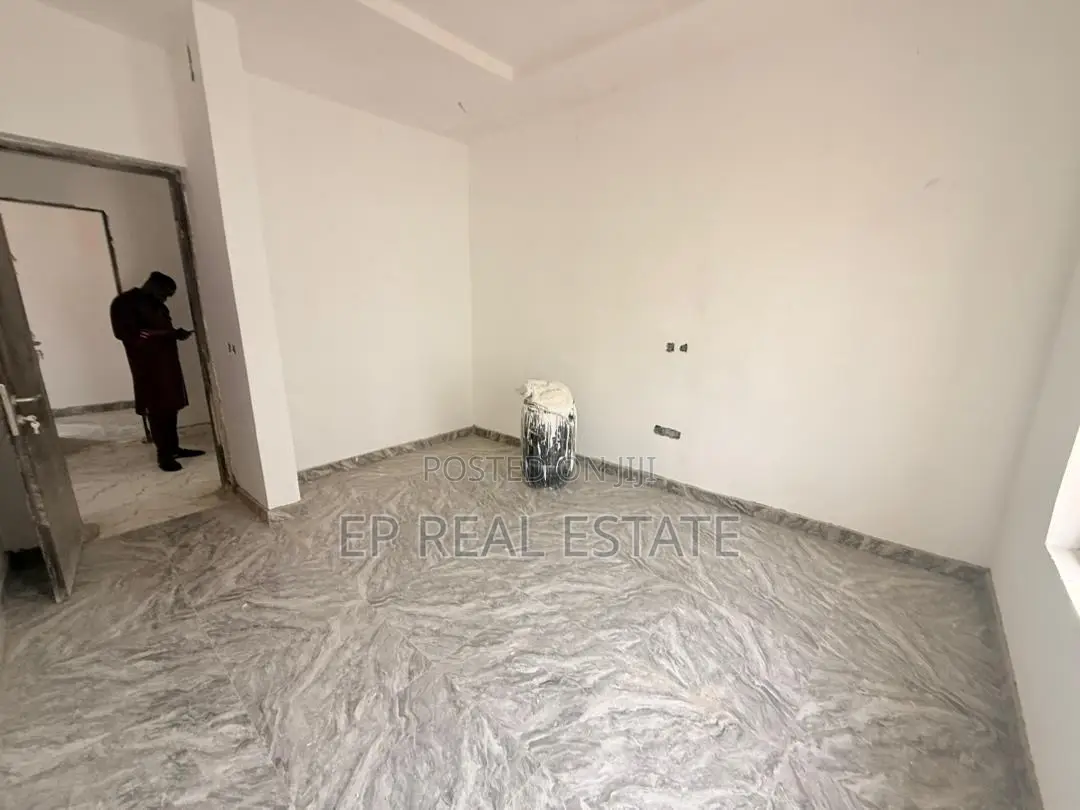 3bdrm Apartment in Wuye for sale in Wuye