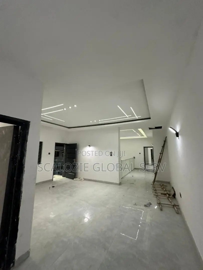4bdrm Duplex in Sars Rd, Port for sale in Port-Harcourt