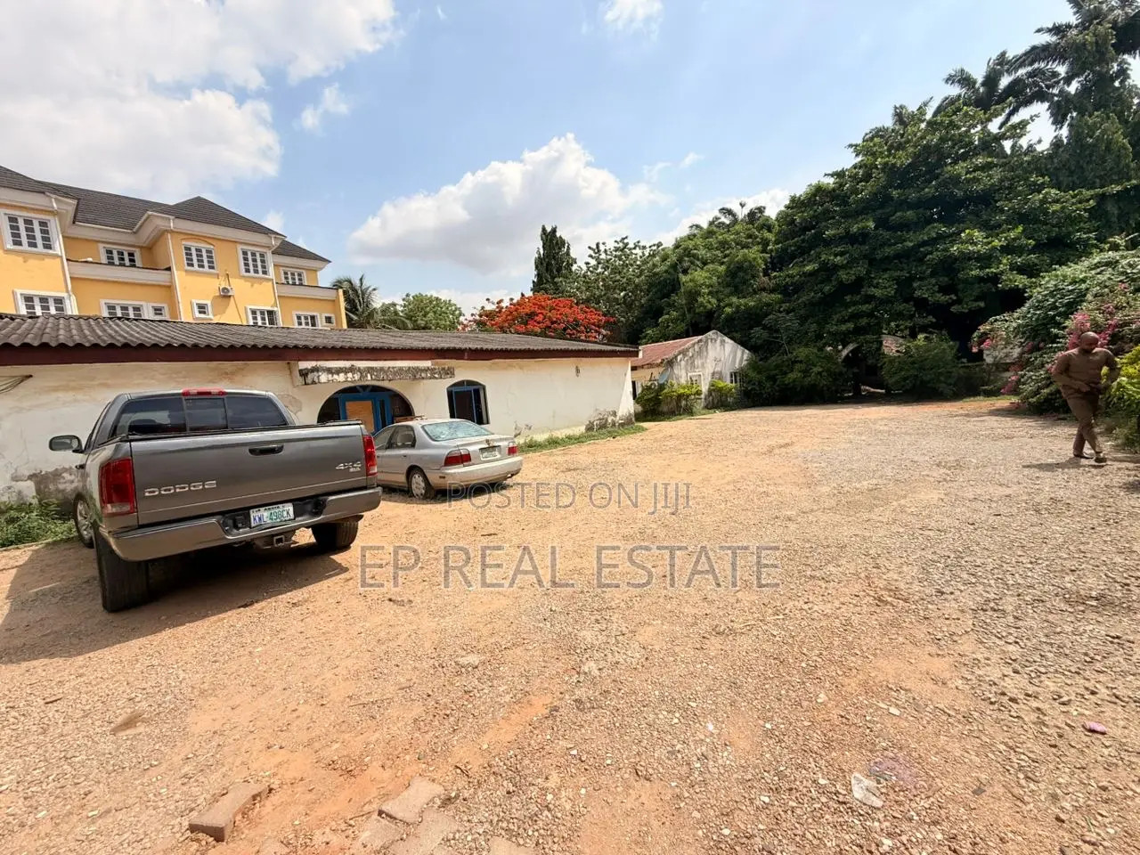 Old Structure and Land in Wuse 2