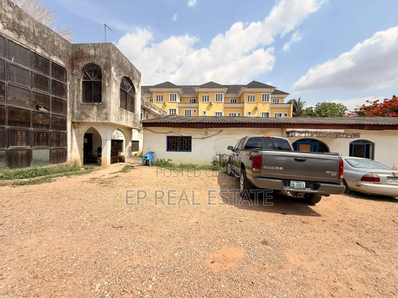 Old Structure and Land in Wuse 2