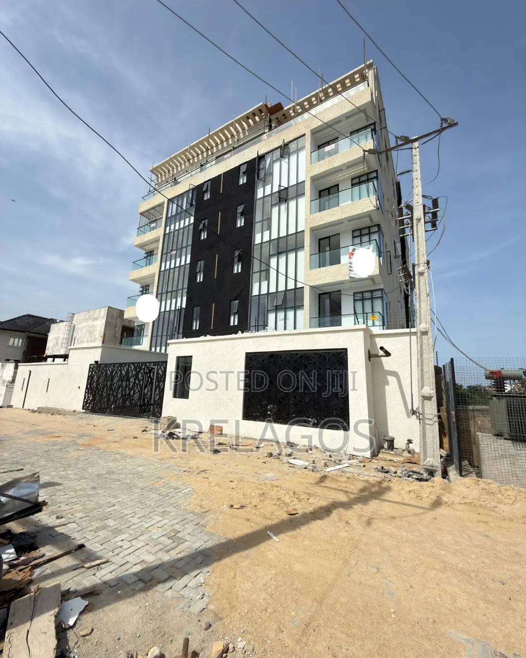 1bdrm Apartment in Ikate for sale in Ikate
