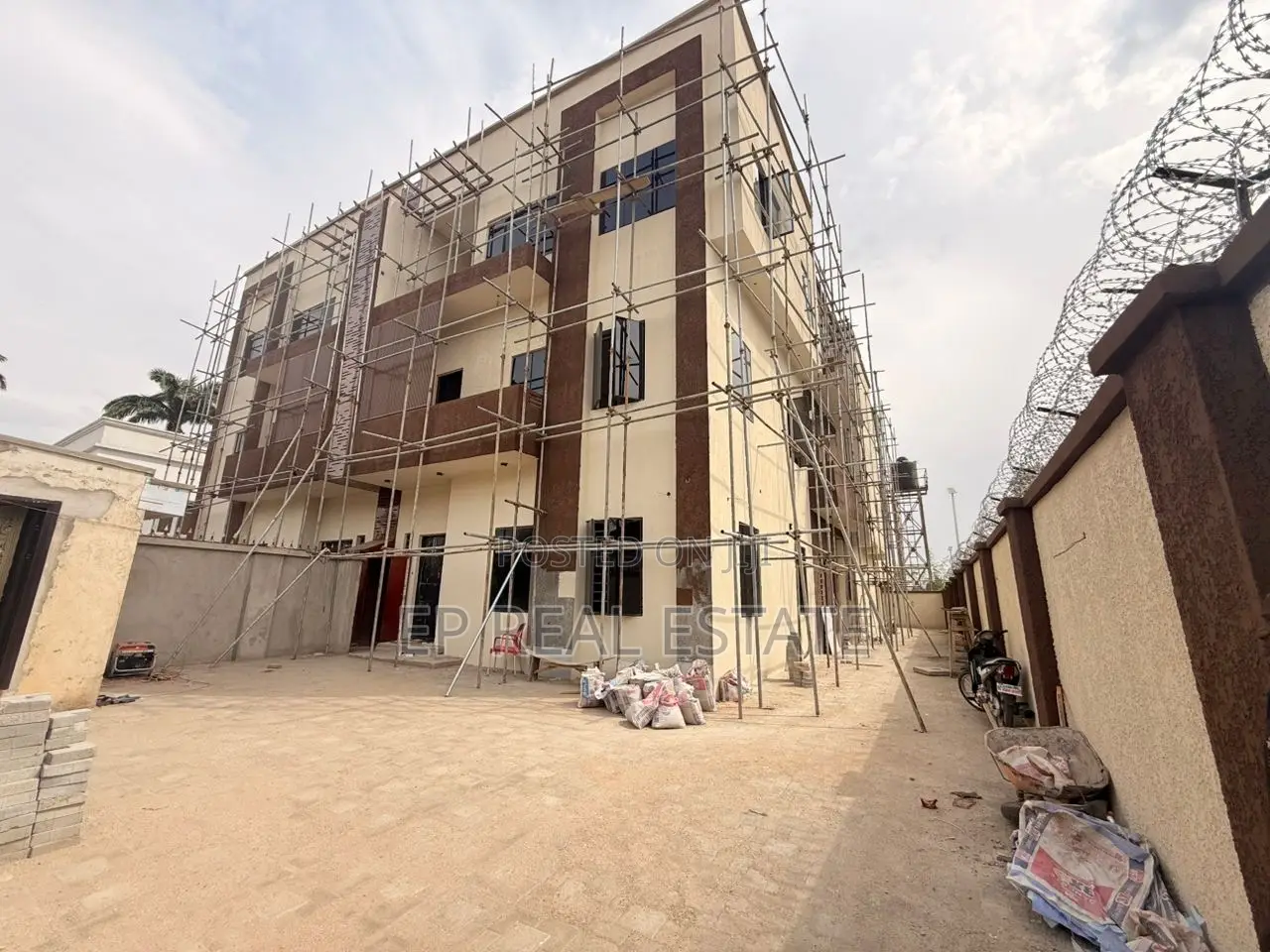 Furnished 6bdrm Duplex in Wuse 2 for sale in Wuse 2