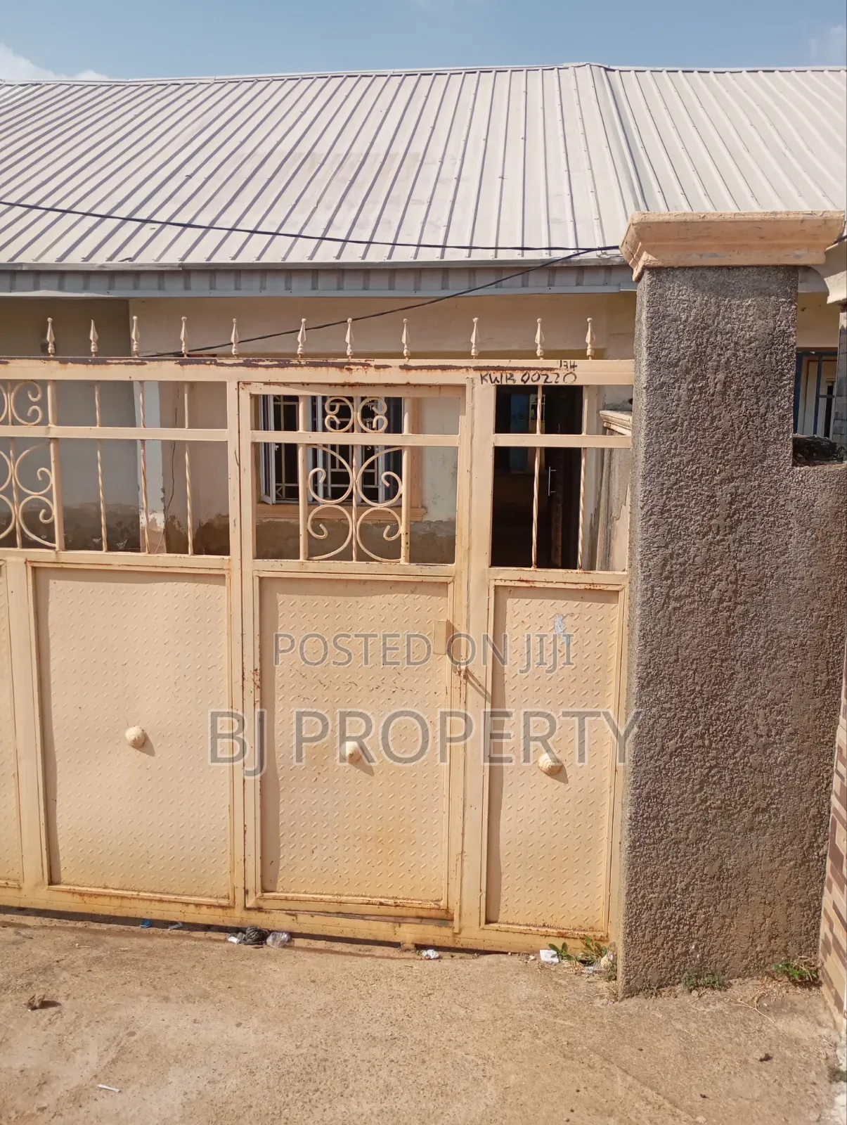 2bdrm Bungalow in F H A, Kubwa for sale in Kubwa