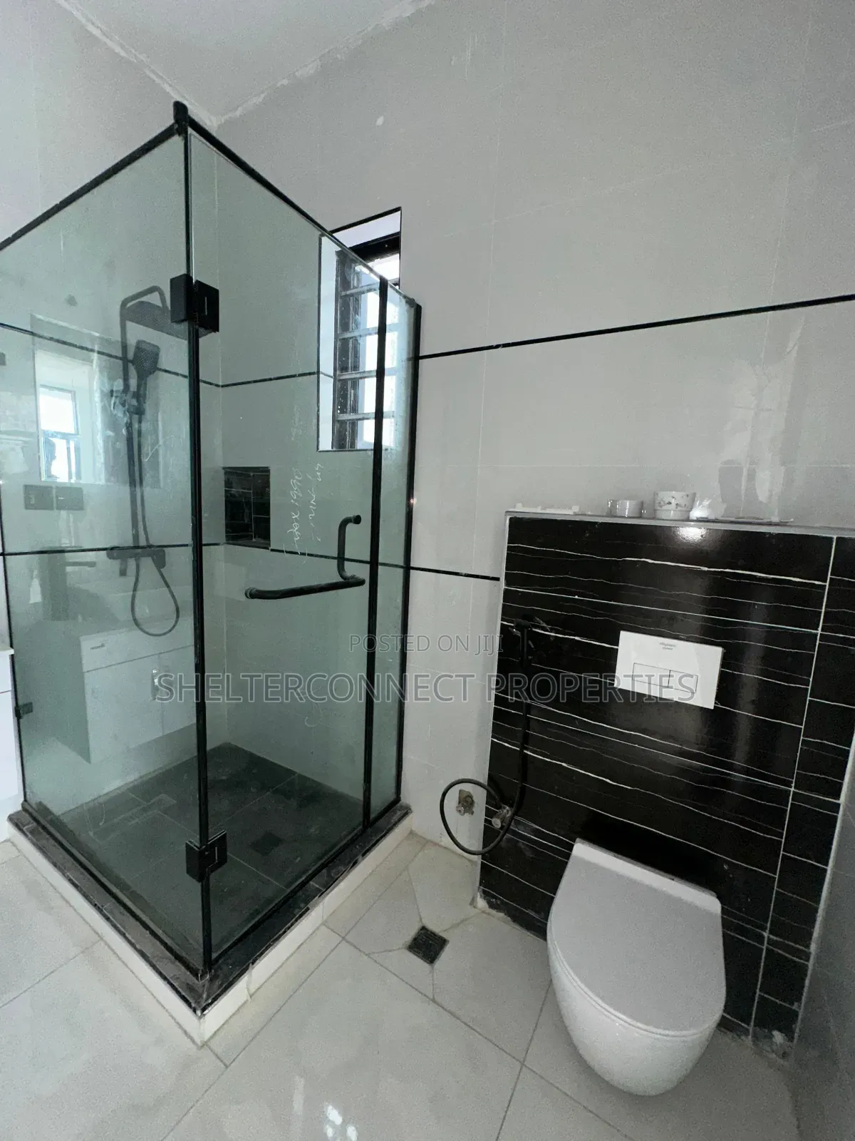 5bdrm Duplex in Ado / Ajah for sale in Ado / Ajah