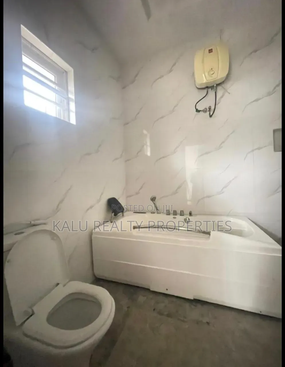 5bdrm Duplex in Osapa London for sale in Osapa london