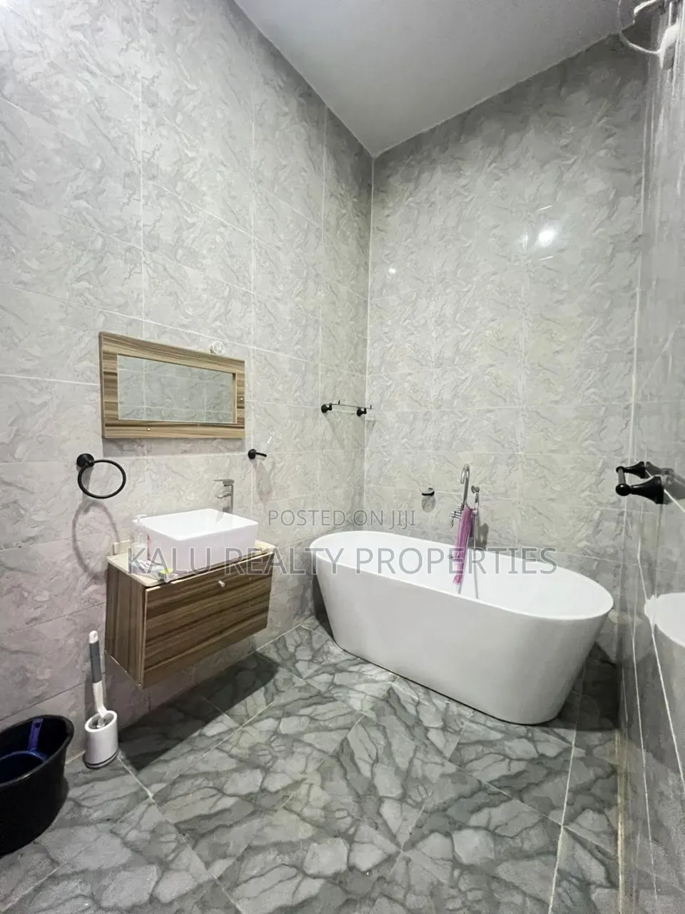 Furnished 4bdrm Duplex in Orchid Road, Lekki Phase 2 for rent in Lekki Phase 2