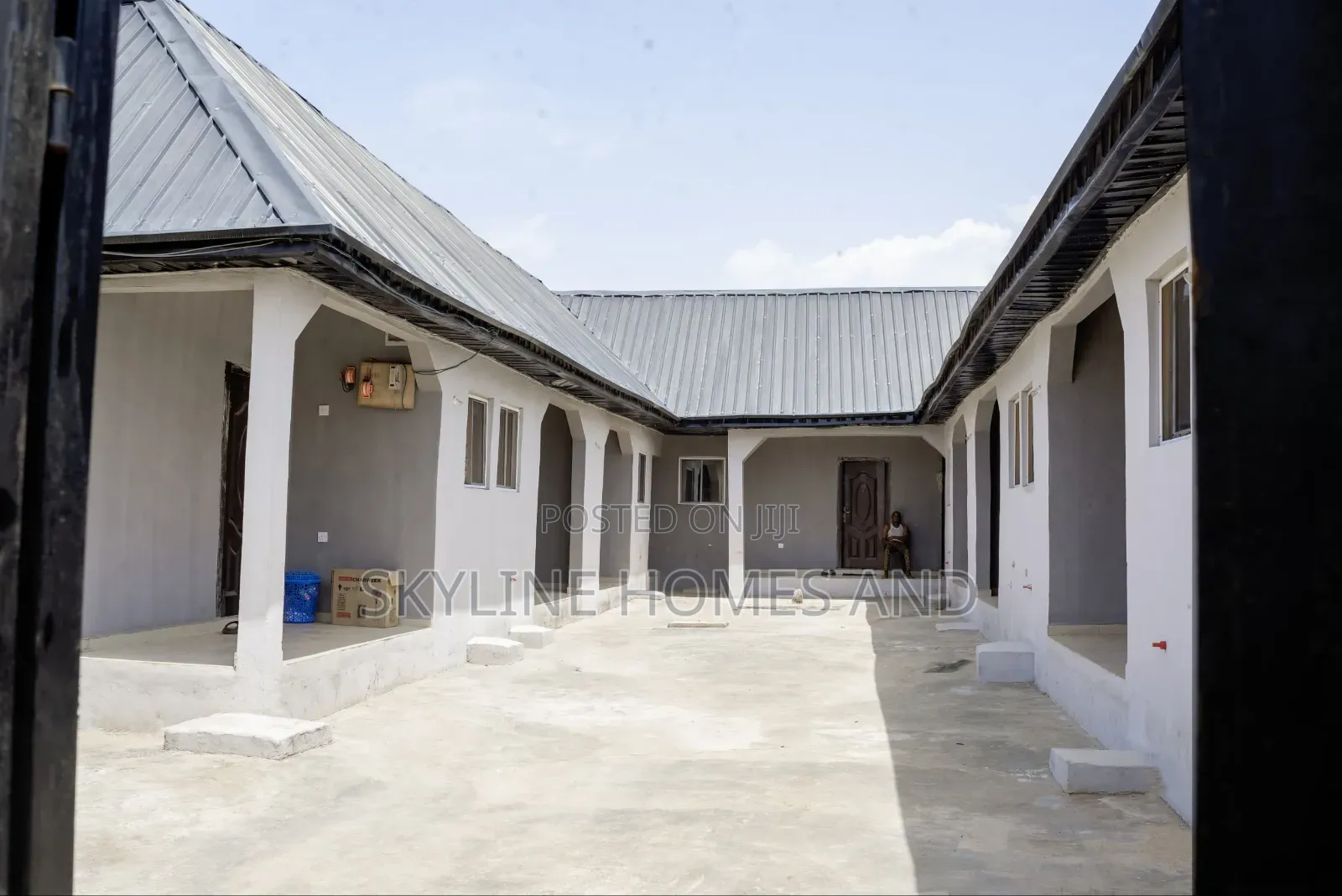 10bdrm Apartment in Owu Tech, Ewekoro for sale in Ewekoro