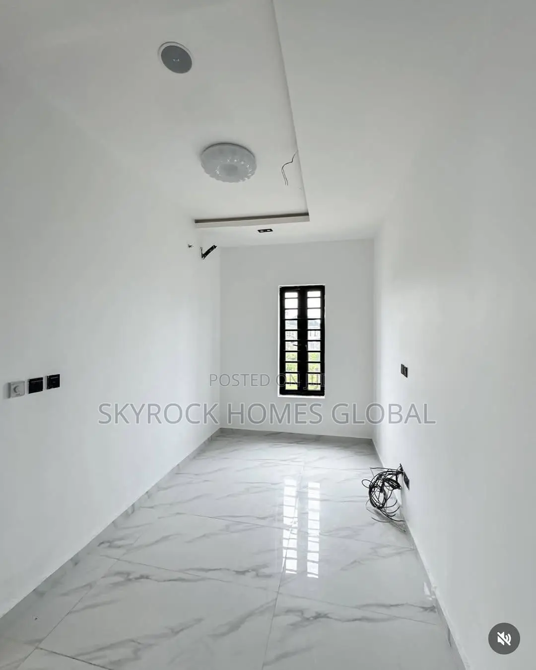 4bdrm Duplex in Chevron for rent in Chevron