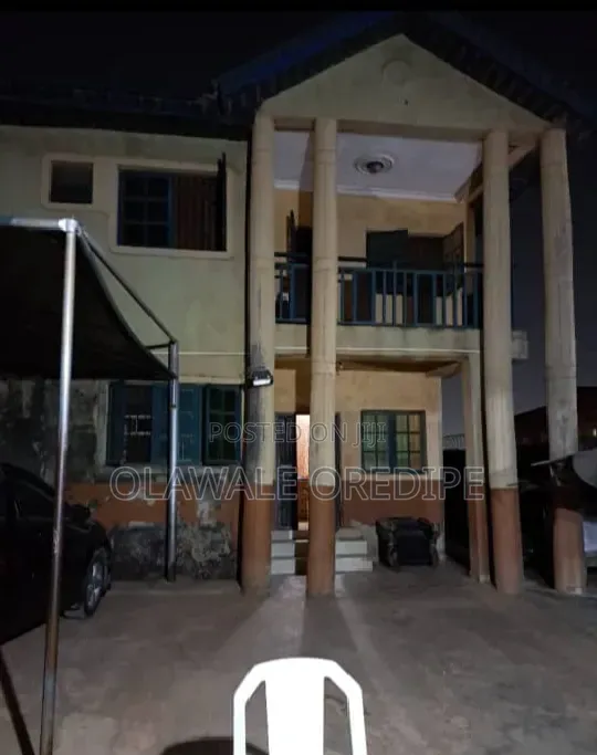 Furnished 6bdrm Duplex in Igbogbo for sale in Igbogbo