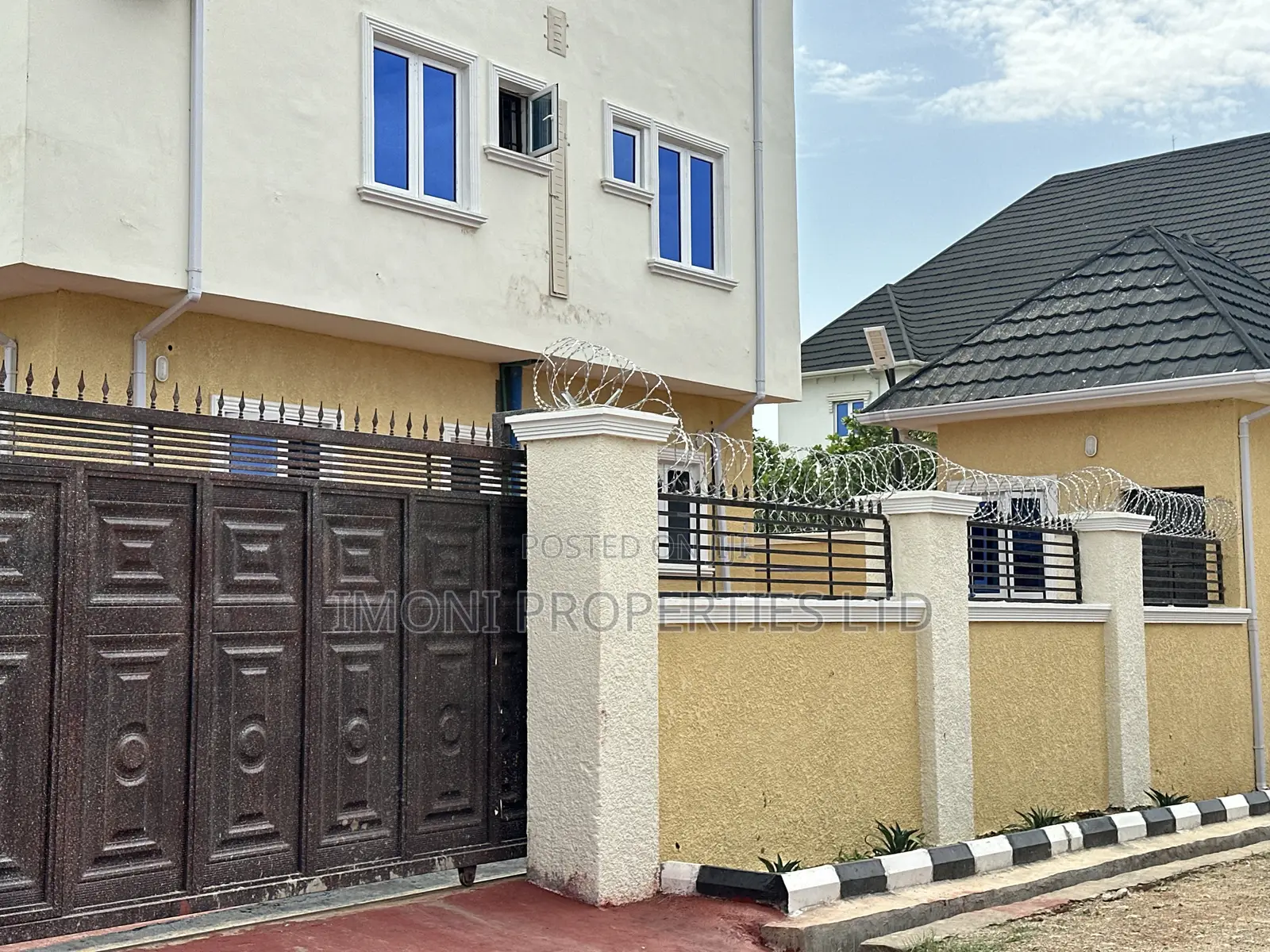 2bdrm Block of Flats in Fo1, Kubwa for rent in Kubwa