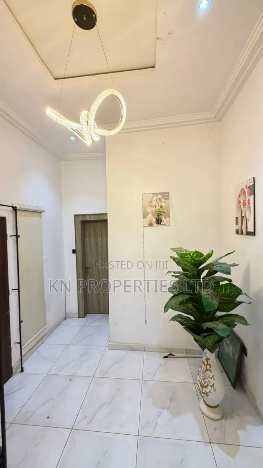 5bdrm Duplex in Guzape for sale in Guzape District